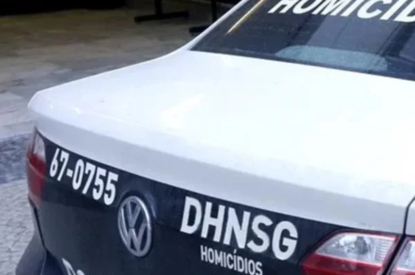 Imagem colorida de viatura policial em São Gonçalo - Metrópoles