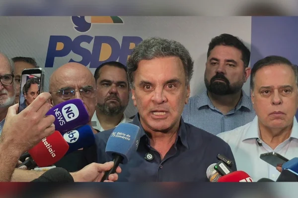 Aécio Neves