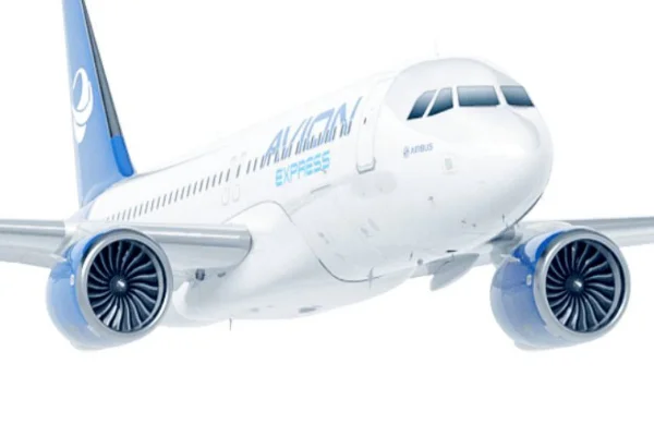 Imagem de avião da Avion Express - Metrópoles
