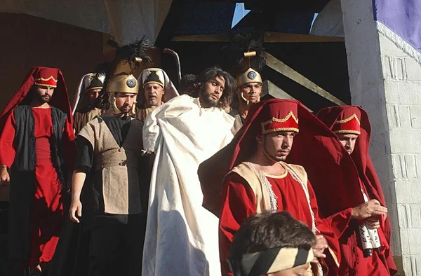 Confira o que abre e o que fecha no DF durante a Semana Santa