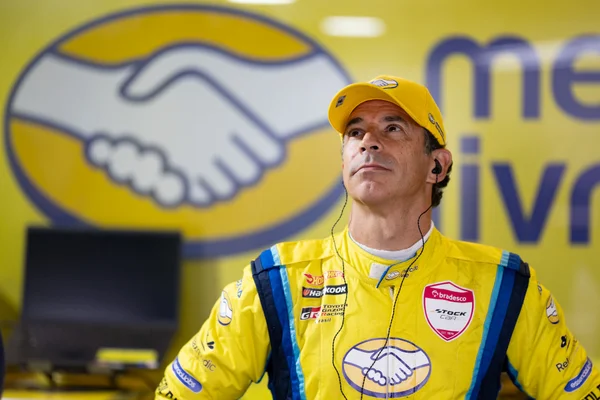 Hélio Castroneves destaca parceria com Daniel Malzoni na Stock Car