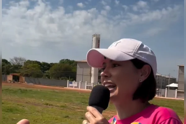 Michelle Bolsonaro em carreata em Valparaíso de Goiás, no Entorno do DF