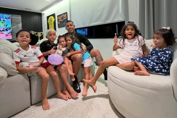 MC Poze do Rodo anuncia que será pai pela 7ª vez: “Vai acontecendo” - destaque galeria MC Poze do Rodo anuncia que será pai pela 7ª vez: “Vai acontecendo” - destaque galeria