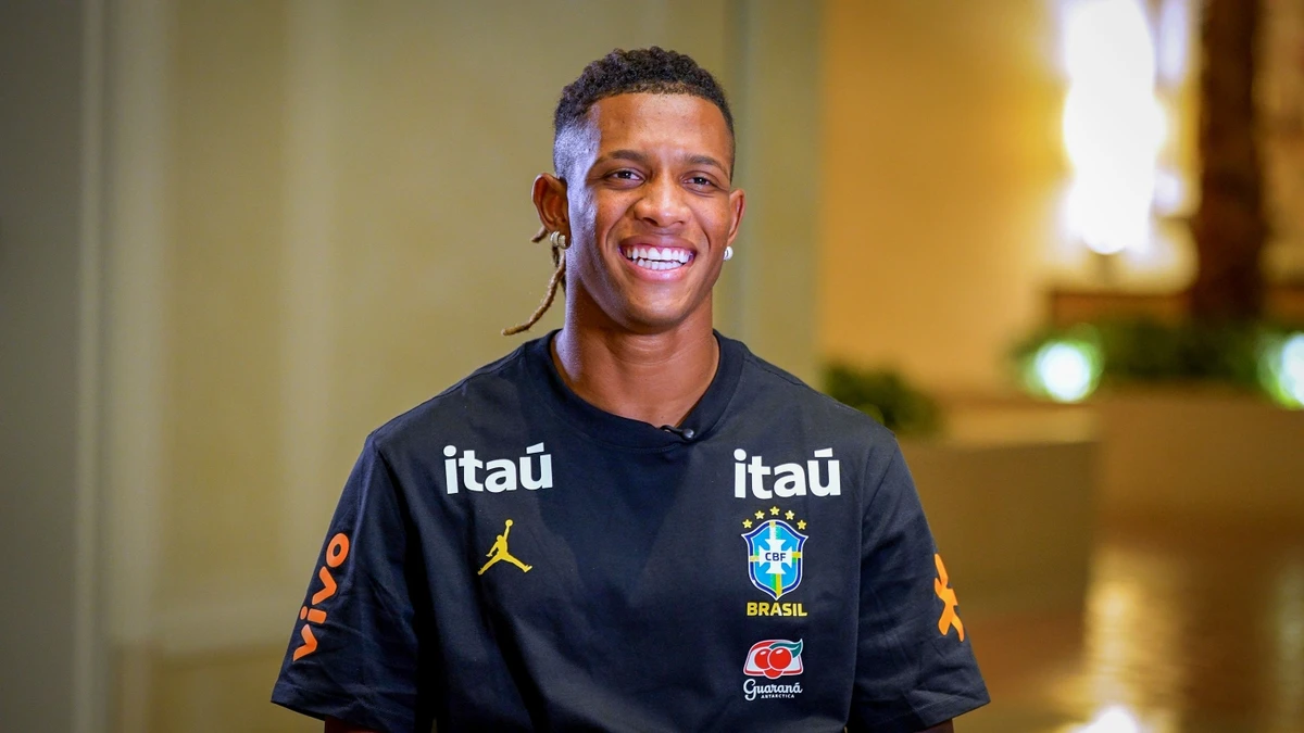 Danilo revela em que posição pode atuar na Seleção Brasileira