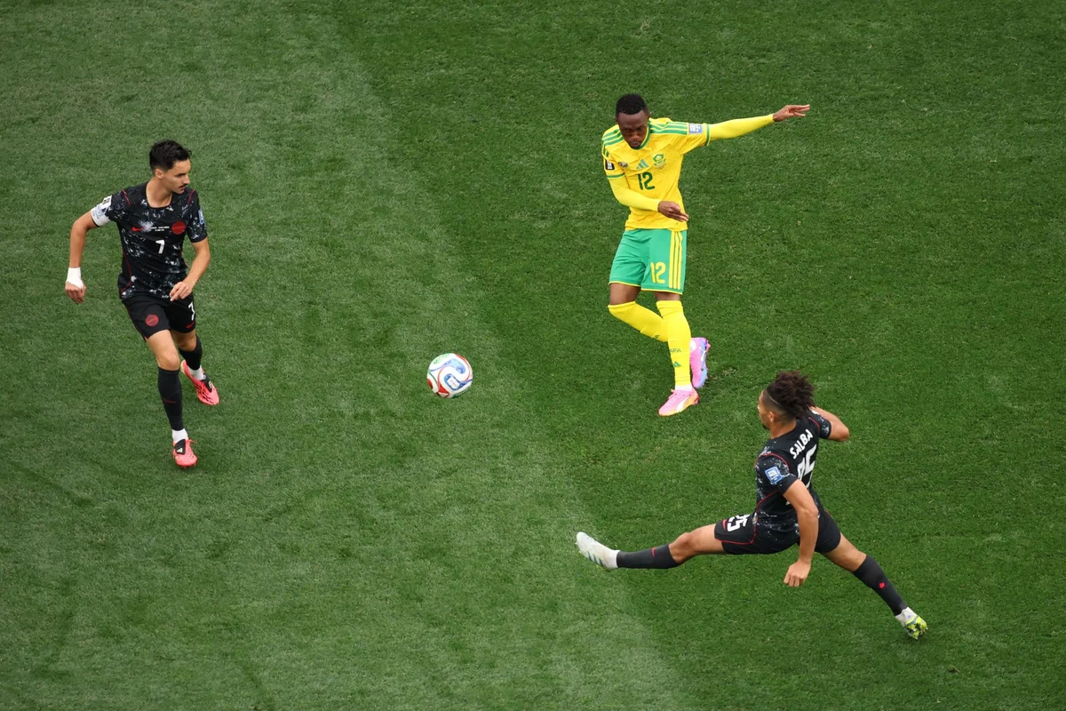 África do Sul e Canadá ficaram em 2º lugar dos Grupos A e B respectivamente. África do Sul e Canadá ficaram em 2º lugar dos Grupos A e B respectivamente.