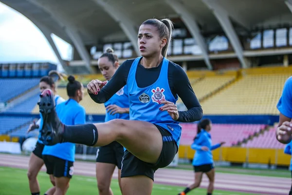 Protestos atrapalham Corinthians na Libertadores feminina