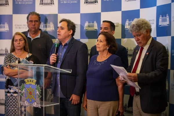 RJ: conselho da Câmara não acha Gabriel Monteiro para notificação