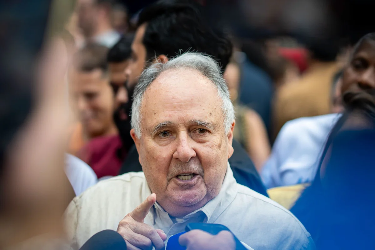 Pré-candidato a deputado federal, Cristóvão Buarque Pré-candidato a deputado federal, Cristóvão Buarque