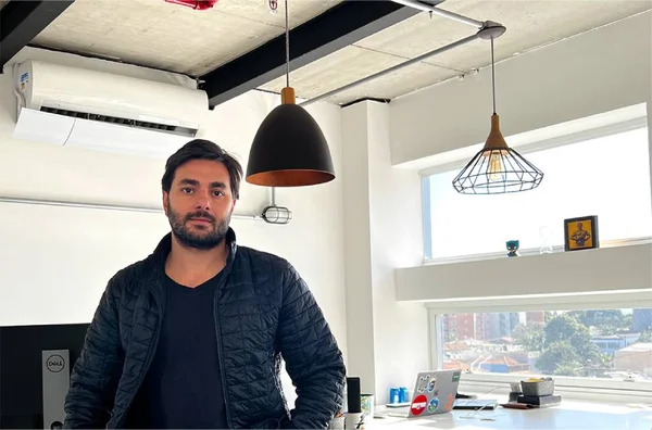 Agência Bob conquista conta da Royal Enfield