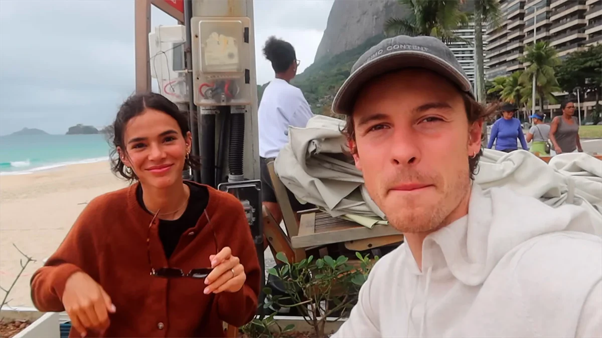 Irmã de Shawn Mendes disse que foi ao Rio de Janeiro visitar ele e a namorada, Bruna Marquezine Irmã de Shawn Mendes disse que foi ao Rio de Janeiro visitar ele e a namorada, Bruna Marquezine
