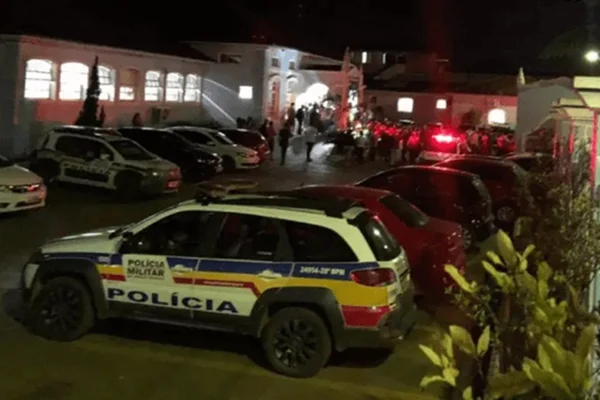 Homem mata ex, vai à igreja e executa pelo menos 3 pessoas em Paracatu