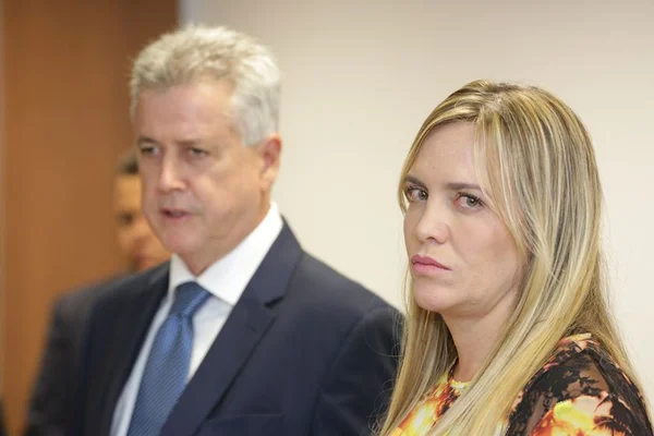 Guerra de Poderes. Celina Leão ameaça romper com Rodrigo Rollemberg