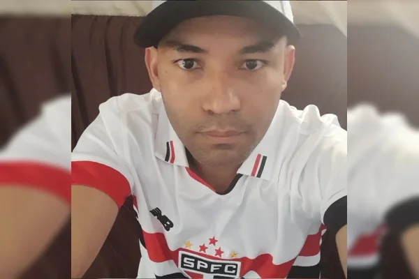 Quem é o passageiro que esfaqueou motorista de app durante corrida