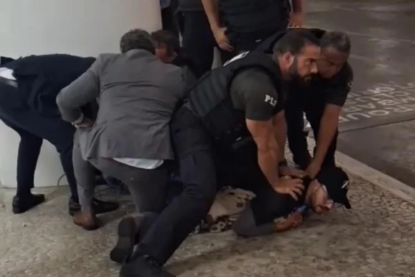 homem foi preso no congresso nacional