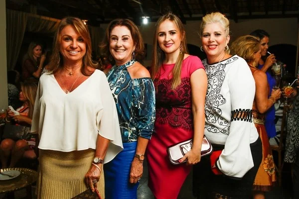 Iara Martorelli, Denise Barbosa, Isabela Faria, Simone Novaes Iara Martorelli, Denise Barbosa, Isabela Faria, Simone Novaes