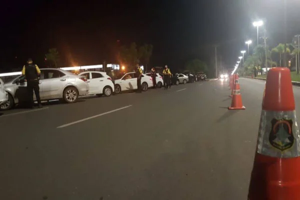Detran-DF autua 112 motoristas embriagados no fim de semana prolongado