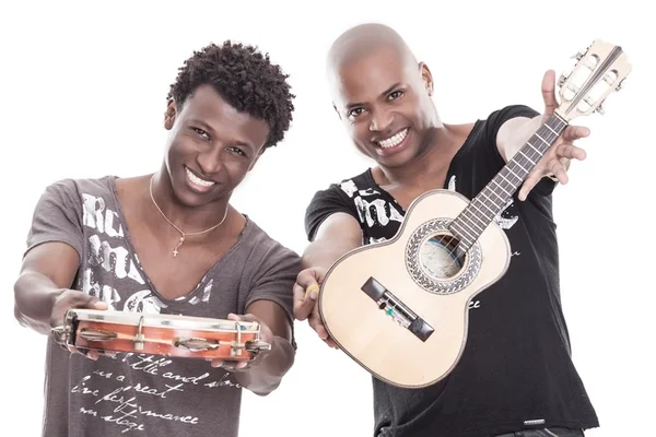 Os Prettos mostra trabalho autoral no projeto O Século do Samba