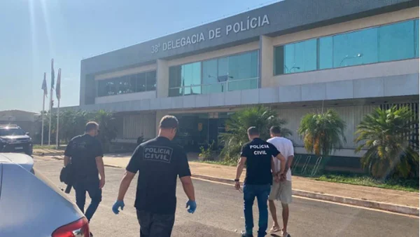 suspeito sendo preso