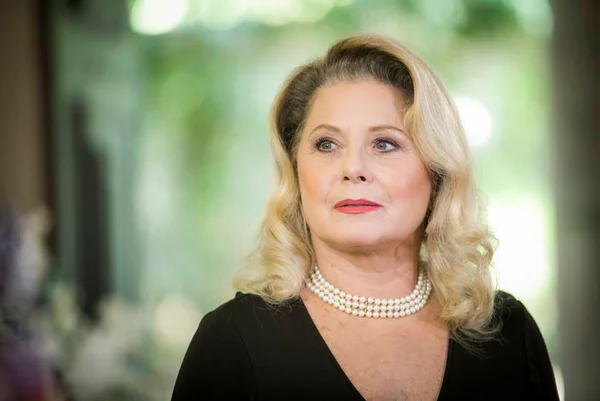 Vera Fischer comemora 50 anos da coroa: “Miss é Miss para sempre”