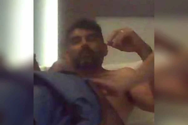 Candidato a governador se pronuncia com esposa após vídeo íntimo viralizar