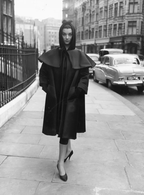 Balenciaga reacende a inovação têxtil com Piccioli na alta-costura - destaque galeria Balenciaga reacende a inovação têxtil com Piccioli na alta-costura - destaque galeria