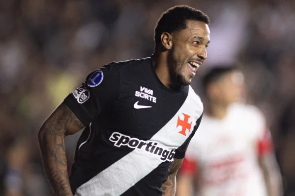 Vasco vence Santa Fe e se classifica para a semifinal da Sul-Americana