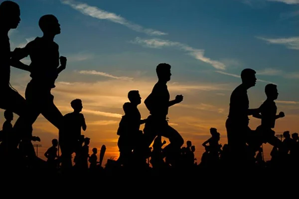 Academia promove sua primeira corrida de rua na capital