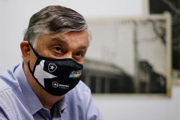 Durcesio Mello, presidente do Botafogo