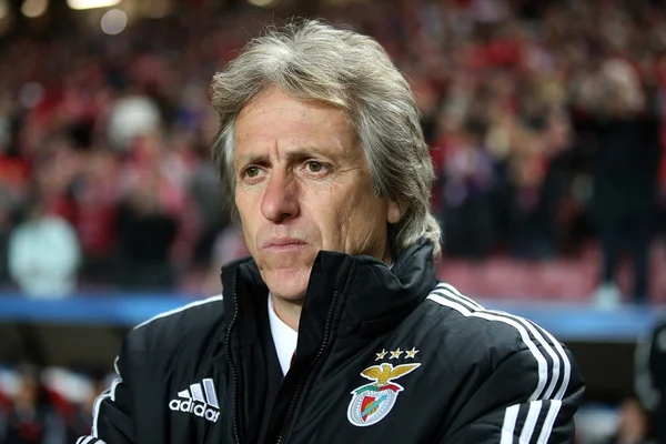 Benfica fará proposta salarial de R$ 25 mi anual para Jorge Jesus
