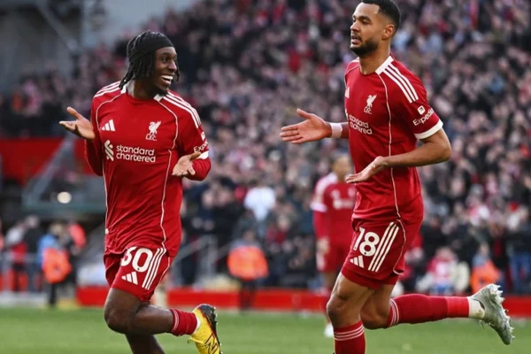 Com goleada do Liverpool, veja placares da Premier League neste sábado