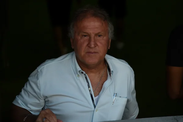 Zico rebate jornalista após polêmica com CFZ e Flamengo