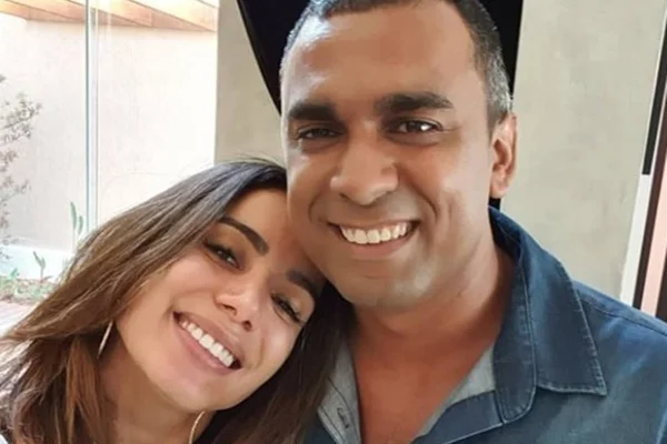 Irmão de Anitta se declara para mãe e ela diz: “Você era tão meu”