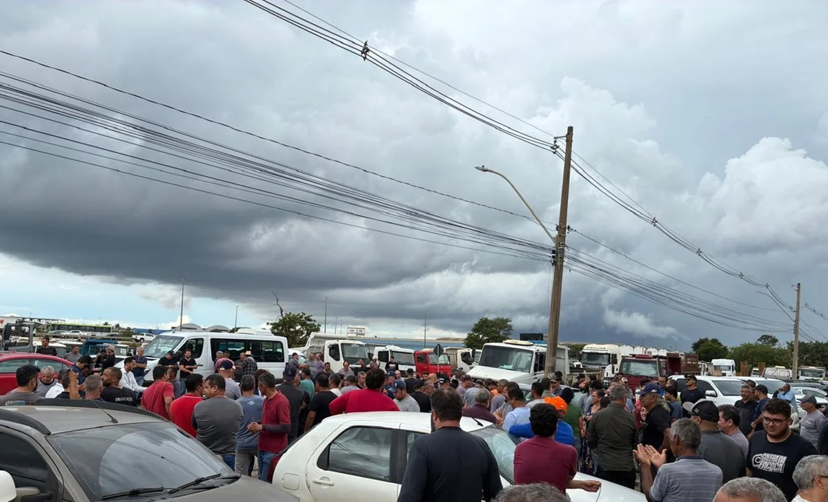 Governo aciona AGU após ameaça de paralisação dos caminhoneiros - imagem 2 Governo aciona AGU após ameaça de paralisação dos caminhoneiros - imagem 2