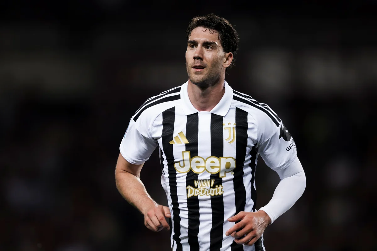 Vlahovic, ex-Juventus. Vlahovic, ex-Juventus.