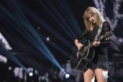 Em nova música, Taylor Swift diz que “a antiga Taylor está morta” - imagem 6 Em nova música, Taylor Swift diz que “a antiga Taylor está morta” - imagem 6