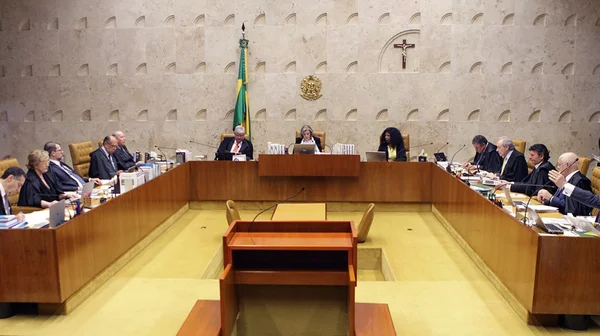 Mudança na escolha de ministros do STF entra na pauta do Senado
