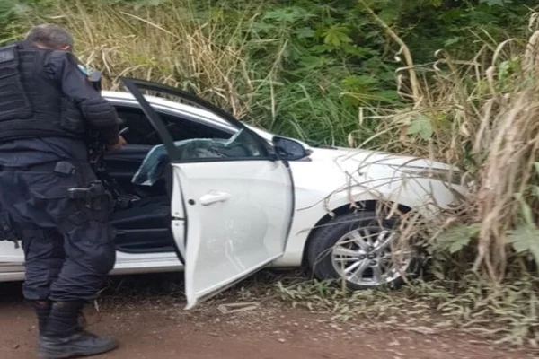 Tentativa de roubo de carga termina com suspeito baleado no Rio de Janeiro
