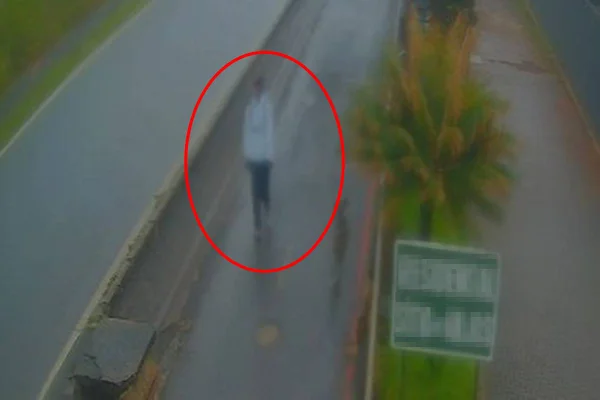 Câmera registrou suspeito de matar professor antes do crime
