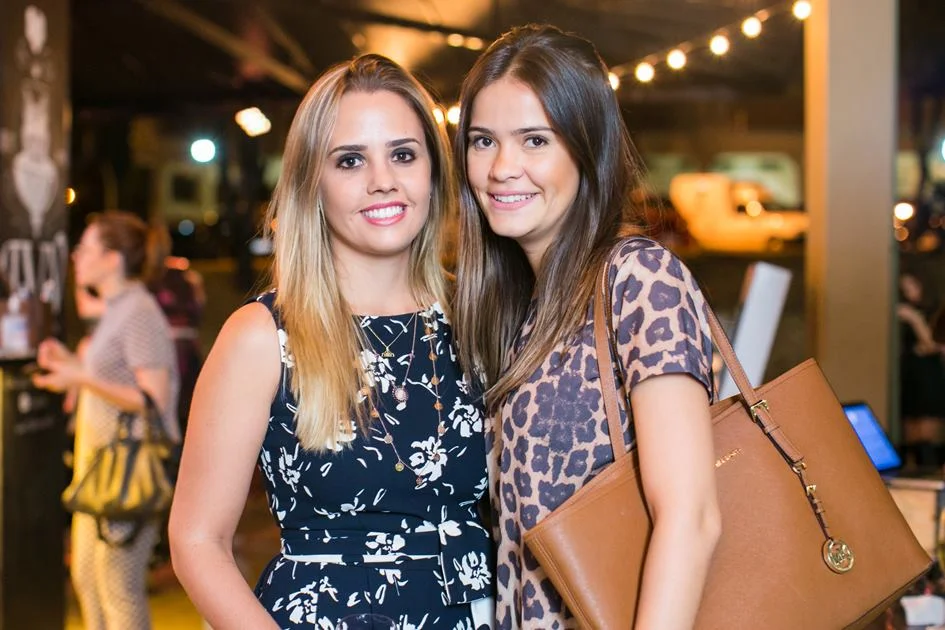 Indrid Caetano e Bruna Sabarense Indrid Caetano e Bruna Sabarense