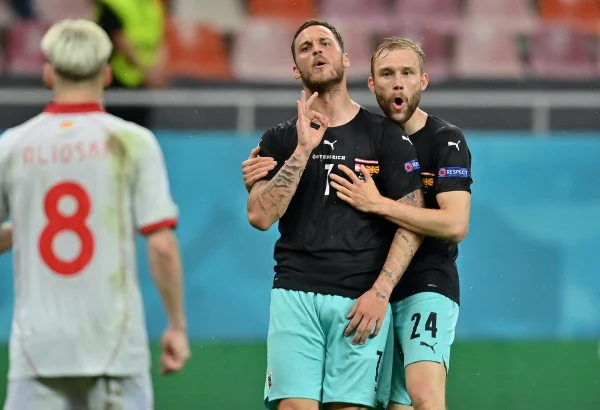 Uefa investiga acusação de racismo em Áustria x Macedônia, na Eurocopa