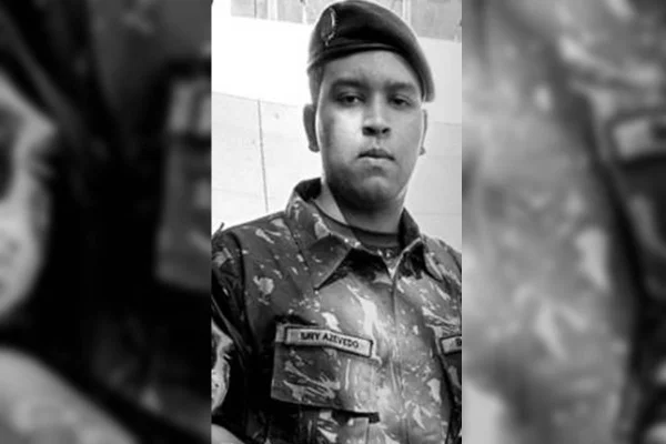 Soldado do Exército Iury Araújo Azevedo
