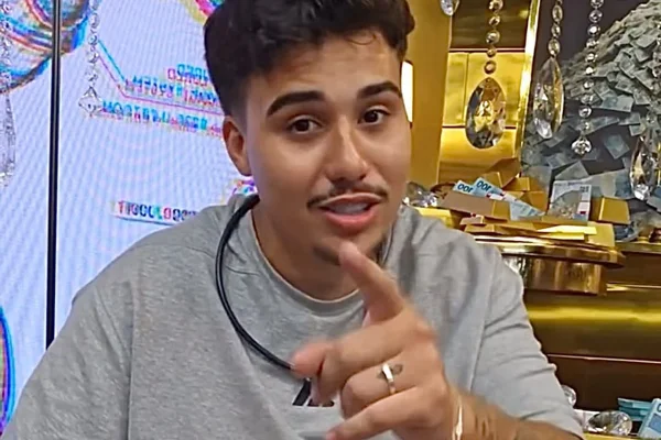 Ex-BBB26, Pedro Espindola volta à internet e promete "contar tudo" - Metrópoles