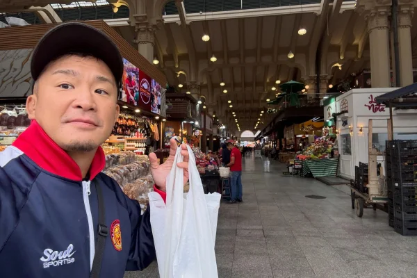 lutador japonês golpe fruta mercadão sp
