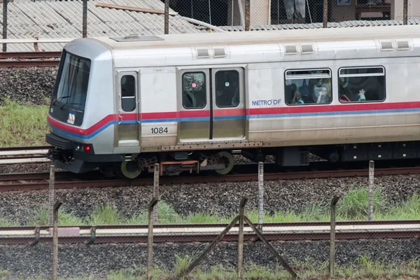 Metrô-DF pagou R$ 110 milhões a duas empresas do cartel de trens de SP