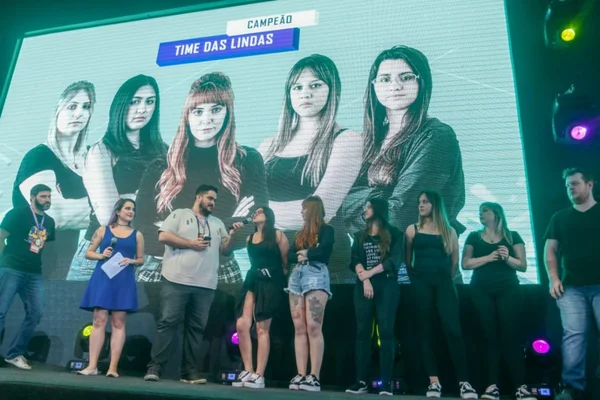 TiMe DaS LiNdAs leva o título feminino da GameCon Challenge CS:GO 2018