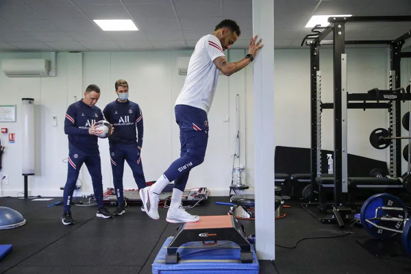 Neymar em recuperação no PSG