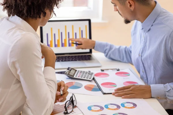 Como as marcas podem conquistar o consumidor em 2025