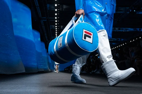 Em Milão, Fila se equipara às grifes de luxo com coleção de sportswear