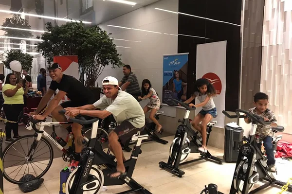 Em ação voltada a crianças, Bike Repórter pedala 12h sem parar