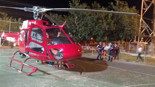 Mãe se desespera após filho engasgar com milho e ficar sem respirar